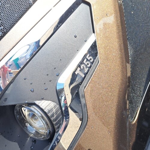 Valtra T255 Versu Bronz - skladové traktory