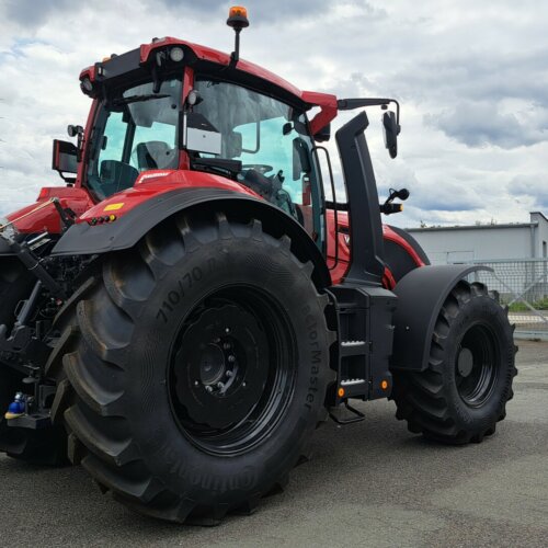 Valtra Q245 Redline skladem