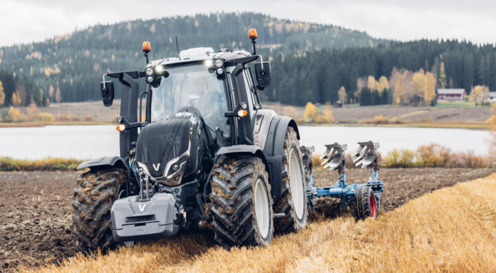 Traktor Valtra - Mistrovství světa v orbě 2025