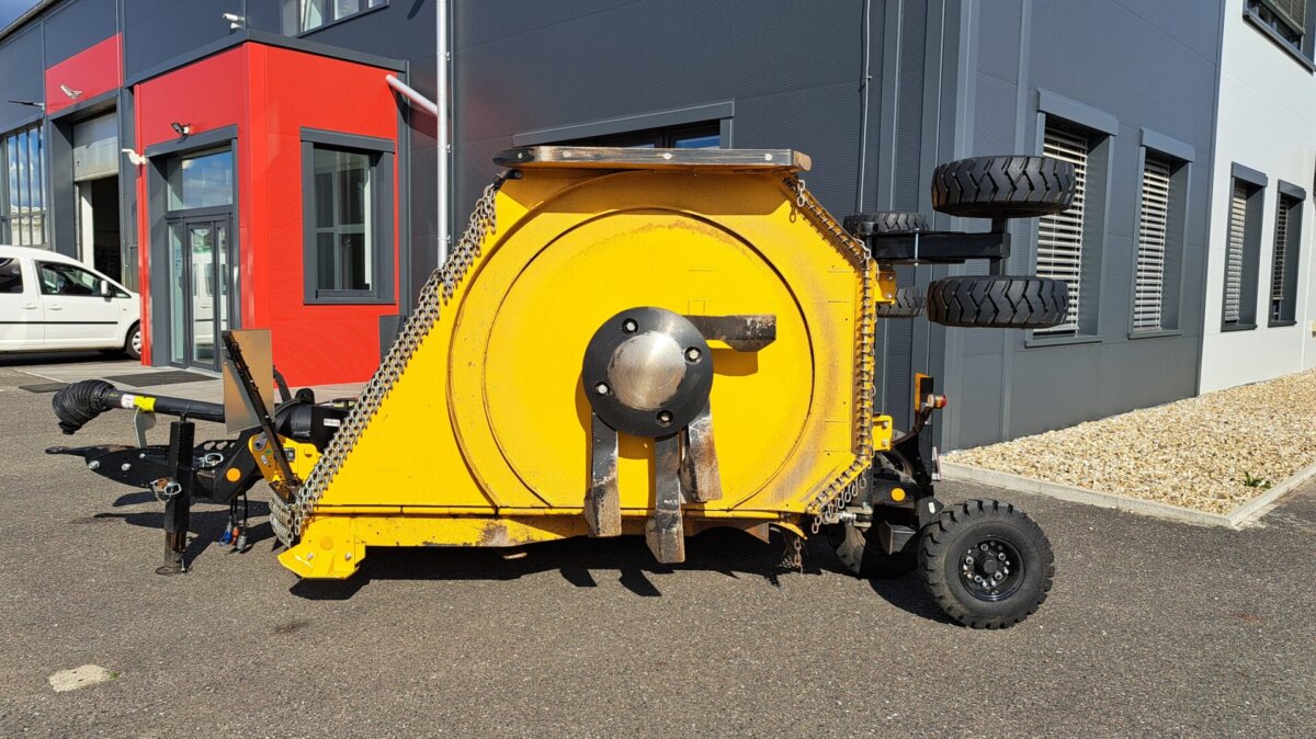 McConnel Tuffcut 480