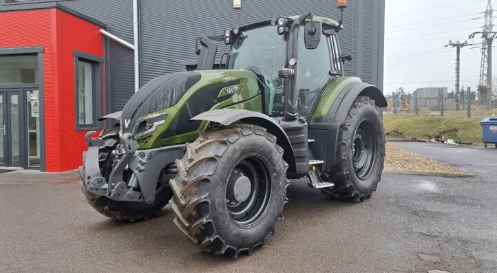Valtra T155 Active