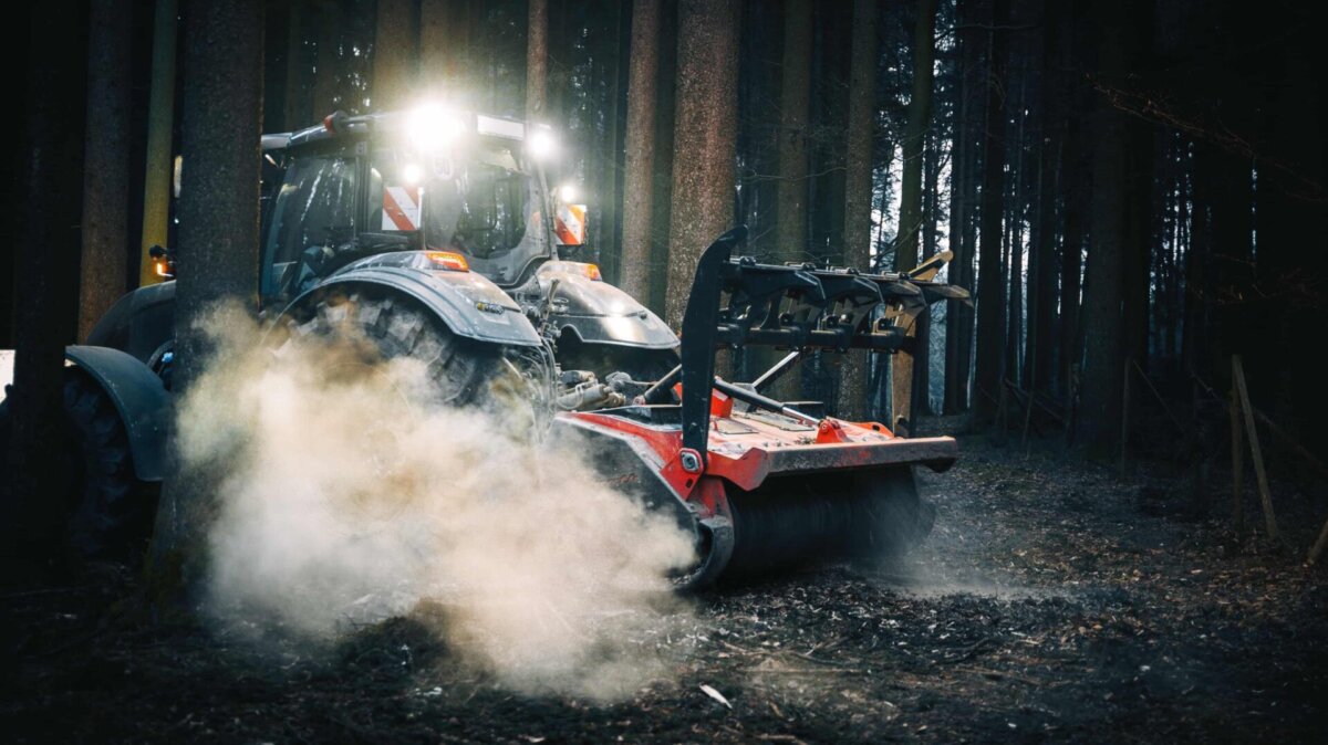 Dotace na lesní techniku od SZIF 2026