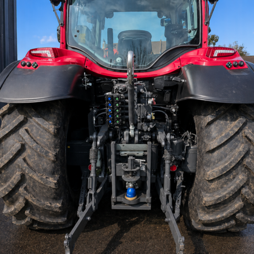 Valtra N155 Direct skladový traktor