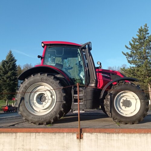 traktor Valtra N155 Active předváděcí