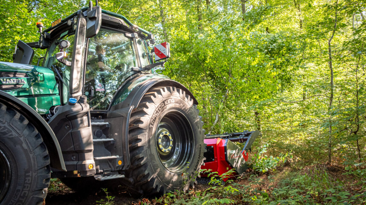 Valtra série Q s reverzním řízením TwinTrac