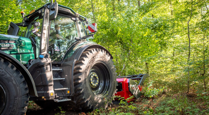 Valtra série Q s reverzním řízením TwinTrac