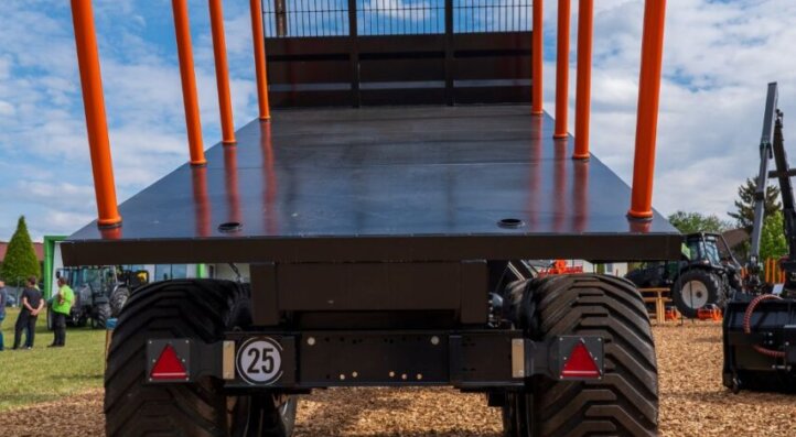 BMF14T2 platform tipper